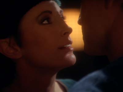 Star Trek: Deep Space Nine Screencaps "Shadowplay" (S2:E16)