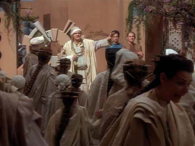 Star Trek: Deep Space Nine Screencaps "Shadowplay" (S2:E16)