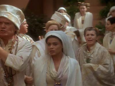Star Trek: Deep Space Nine Screencaps "Shadowplay" (S2:E16)