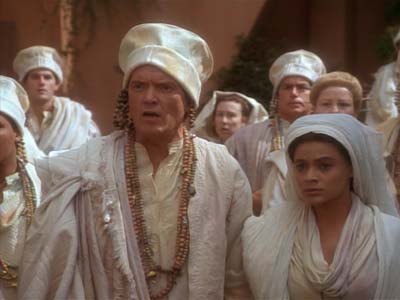 Star Trek: Deep Space Nine Screencaps "Shadowplay" (S2:E16)