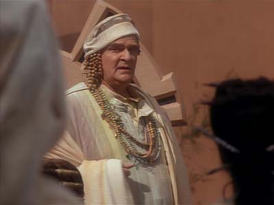 Star Trek: Deep Space Nine Screencaps "Shadowplay" (S2:E16)