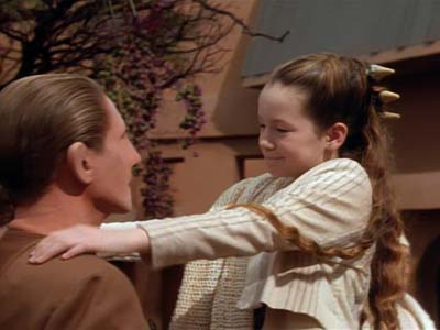 Star Trek: Deep Space Nine Screencaps "Shadowplay" (S2:E16)