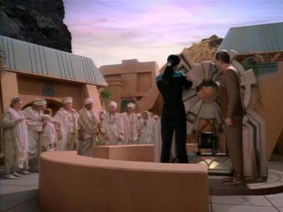 Star Trek: Deep Space Nine Screencaps "Shadowplay" (S2:E16)