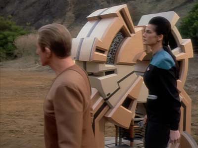 Star Trek: Deep Space Nine Screencaps "Shadowplay" (S2:E16)