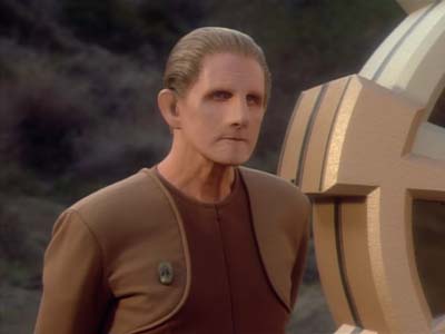 Star Trek: Deep Space Nine Screencaps "Shadowplay" (S2:E16)