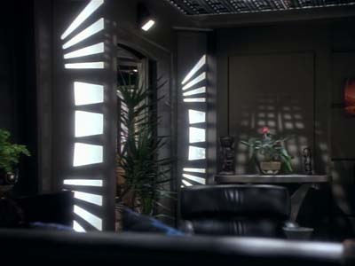 Star Trek: Deep Space Nine Screencaps "Shadowplay" (S2:E16)
