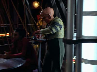 Star Trek: Deep Space Nine Screencaps "Shadowplay" (S2:E16)