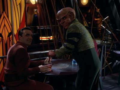 Star Trek: Deep Space Nine Screencaps "Shadowplay" (S2:E16)