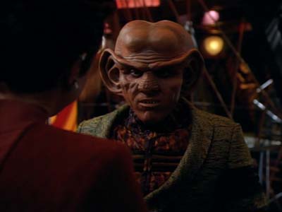 Star Trek: Deep Space Nine Screencaps "Shadowplay" (S2:E16)