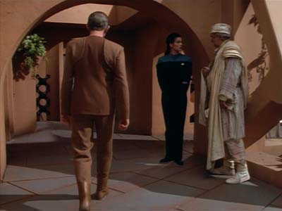 Star Trek: Deep Space Nine Screencaps "Shadowplay" (S2:E16)