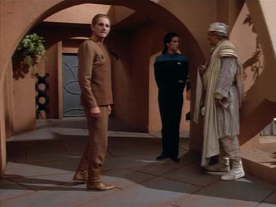 Star Trek: Deep Space Nine Screencaps "Shadowplay" (S2:E16)