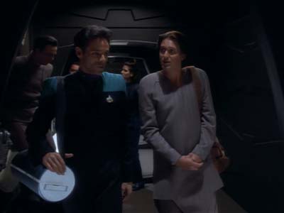 Star Trek: Deep Space Nine Screencaps "Playing God" (S2:E17)