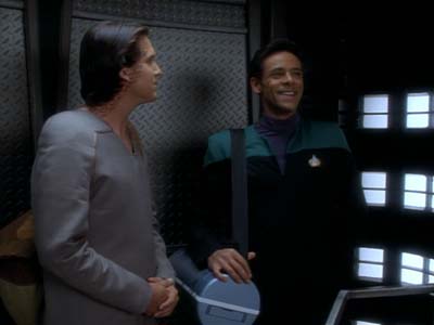 Star Trek: Deep Space Nine Screencaps "Playing God" (S2:E17)