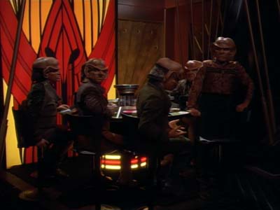 Star Trek: Deep Space Nine Screencaps "Playing God" (S2:E17)
