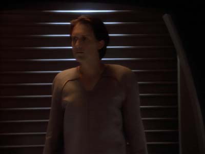 Star Trek: Deep Space Nine Screencaps "Playing God" (S2:E17)