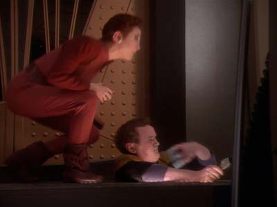 Star Trek: Deep Space Nine Screencaps "Playing God" (S2:E17)
