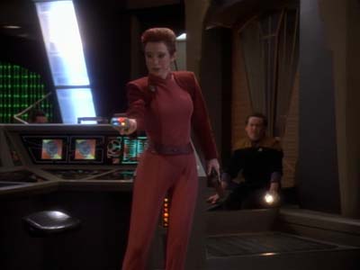 Star Trek: Deep Space Nine Screencaps "Playing God" (S2:E17)