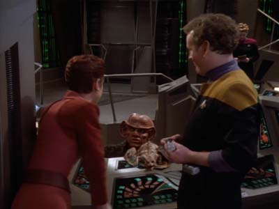 Star Trek: Deep Space Nine Screencaps "Playing God" (S2:E17)