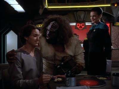 Star Trek: Deep Space Nine Screencaps "Playing God" (S2:E17)