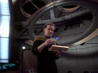 Star Trek: Deep Space Nine Screencaps "Playing God" (S2:E17)