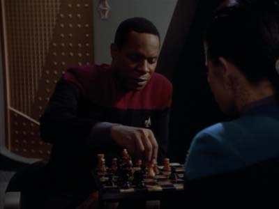Star Trek: Deep Space Nine Screencaps "Playing God" (S2:E17)