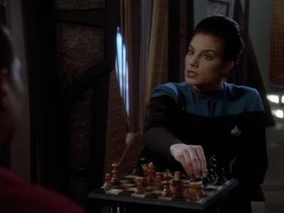 Star Trek: Deep Space Nine Screencaps "Playing God" (S2:E17)