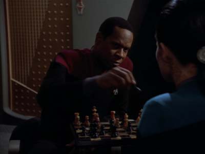 Star Trek: Deep Space Nine Screencaps "Playing God" (S2:E17)