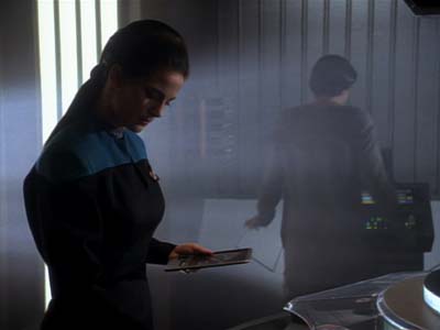 Star Trek: Deep Space Nine Screencaps "Playing God" (S2:E17)
