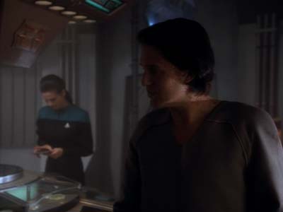 Star Trek: Deep Space Nine Screencaps "Playing God" (S2:E17)
