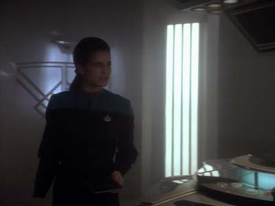 Star Trek: Deep Space Nine Screencaps "Playing God" (S2:E17)