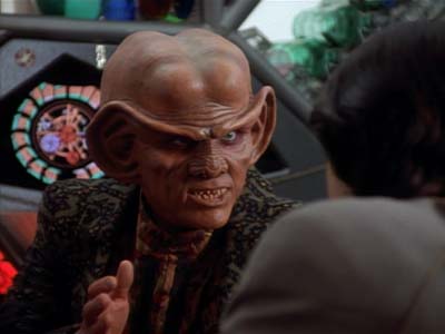 Star Trek: Deep Space Nine Screencaps "Playing God" (S2:E17)