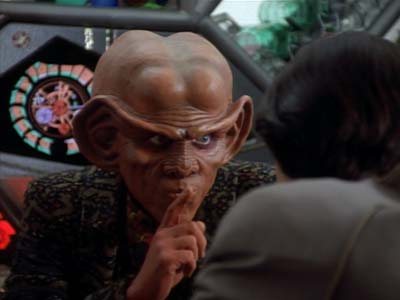 Star Trek: Deep Space Nine Screencaps "Playing God" (S2:E17)