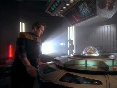 Star Trek: Deep Space Nine Screencaps "Playing God" (S2:E17)