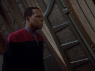 Star Trek: Deep Space Nine Screencaps "Playing God" (S2:E17)