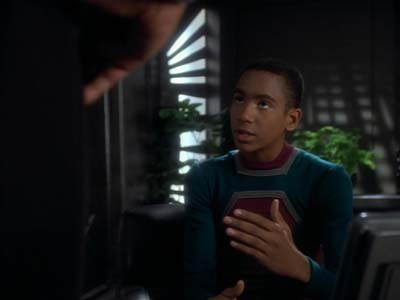 Star Trek: Deep Space Nine Screencaps "Playing God" (S2:E17)