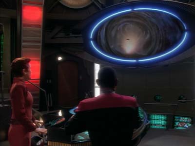 Star Trek: Deep Space Nine Screencaps "Playing God" (S2:E17)