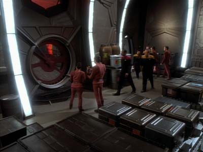 Star Trek: Deep Space Nine Screencaps "Profit and Loss" (S2:E18)