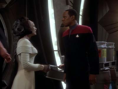 Star Trek: Deep Space Nine Screencaps "Profit and Loss" (S2:E18)