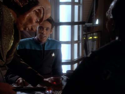 Star Trek: Deep Space Nine Screencaps "Profit and Loss" (S2:E18)