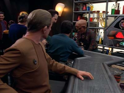 Star Trek: Deep Space Nine Screencaps "Profit and Loss" (S2:E18)