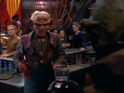 Star Trek: Deep Space Nine Screencaps "Profit and Loss" (S2:E18)