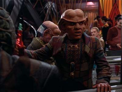 Star Trek: Deep Space Nine Screencaps "Profit and Loss" (S2:E18)