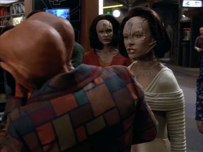 Star Trek: Deep Space Nine Screencaps "Profit and Loss" (S2:E18)
