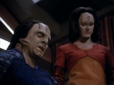 Star Trek: Deep Space Nine Screencaps "Profit and Loss" (S2:E18)