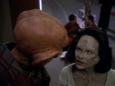 Star Trek: Deep Space Nine Screencaps "Profit and Loss" (S2:E18)