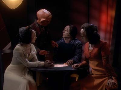 Star Trek: Deep Space Nine Screencaps "Profit and Loss" (S2:E18)