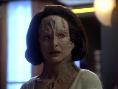 Star Trek: Deep Space Nine Screencaps "Profit and Loss" (S2:E18)