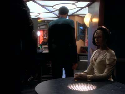 Star Trek: Deep Space Nine Screencaps "Profit and Loss" (S2:E18)