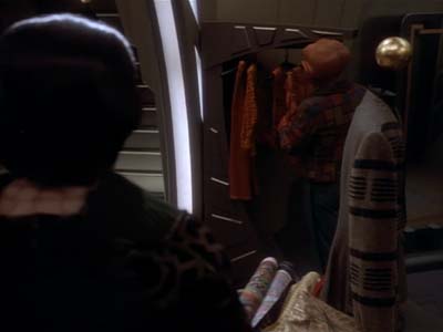 Star Trek: Deep Space Nine Screencaps "Profit and Loss" (S2:E18)