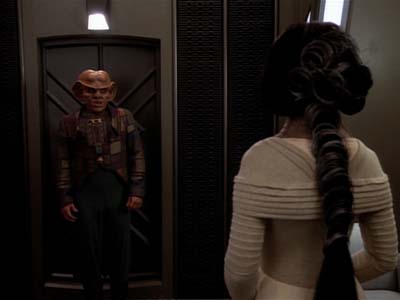Star Trek: Deep Space Nine Screencaps "Profit and Loss" (S2:E18)
